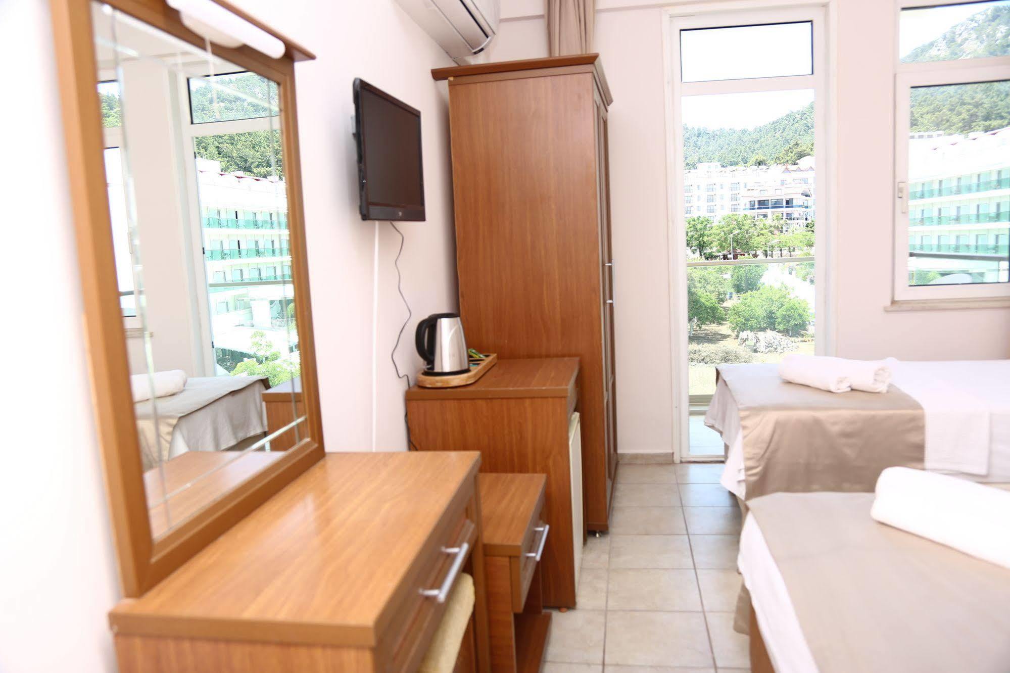 B&B Yuzbasi Beach Marmaris Esterno foto